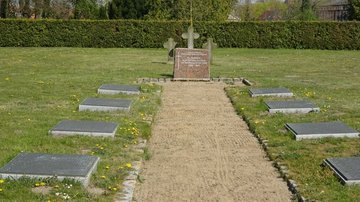 Gedenk- und Kriegsgräberstätte Gnoien